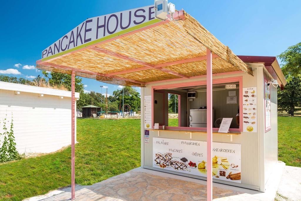 Happy Camp Mobile Homes In Camping Park Umag Каригадор Екстериор снимка