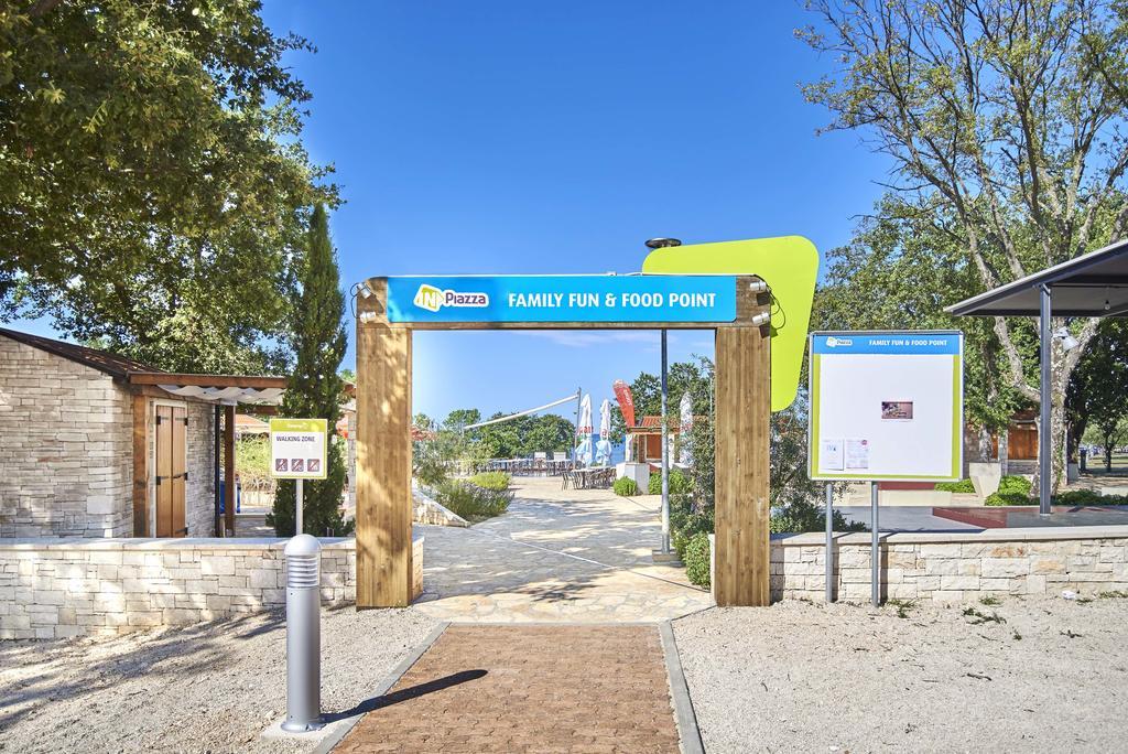 Happy Camp Mobile Homes In Camping Park Umag Каригадор Екстериор снимка